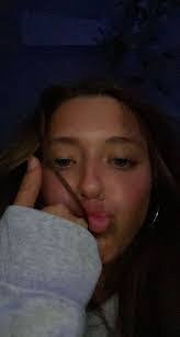 Alice Redwine's Instagram, Twitter & Facebook