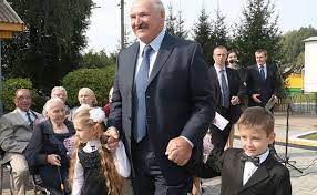 Старший и средний сыновья президента белоруссии. Aleksandr Lukashenko Deti Dolzhny Byt Odinakovymi Eadaily 26 Avgusta 2019 Novosti Politiki Novosti Belorussii