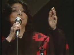 10 Mercedes Sosa Como La Cigarra 10 13 Playlist La Voz De America Canciones Musica