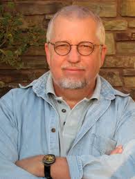 Frammenti e Tormenti: Leggete le opere di Dan Simmons!!!11!1