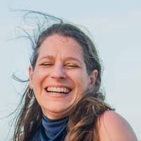 Renee Simoneau's Instagram, Twitter & Facebook