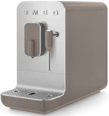 General professional coffee shop, coffee bar, italian traditional manual coffee machine is the first choice. Smeg Bcc02 Automatic Coffee Machine With Milk Frother Crema