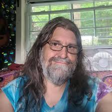 What brand of bass are women more attracted to cuz this fender just ain't  doing the trick. Thanks in advance