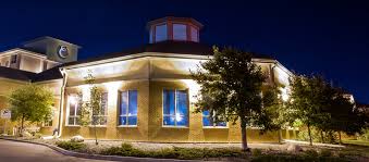 I would recommend the executive wing. Royal Hotel Calgary Trademark Collection By Wyndham Calgary Ab Canada Compare Deals
