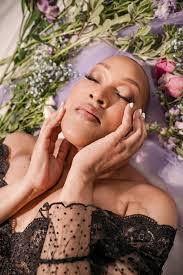 Shayla Love's Instagram, Twitter & Facebook