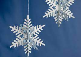 There are both indoor and outdoor christmas decor ideas included here. How To Make 3d Paper Snowflake Ornaments
