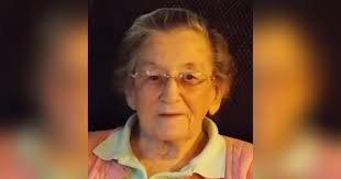 Obituary for Theresa "Dolly" May (Arial) Lucas