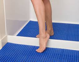 There is a large variety of tile flooring to choose from, and it can be a little intimidating to know where to start. Non Slip Matting Interlocking Mats Rubber Floor Tiles