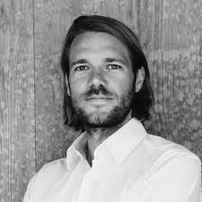 Stream episode #19: Wie man IT Systeme in der Cloud heute sicher macht mit Patrick  Lenz von top.media by Murakamy podcast