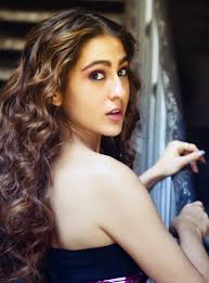 Dhanush S Latest Heroine Stuns In Her New Video Raging On The Internet Tamil News Indiaglitz Com Free for commercial use no attribution required high quality images. dhanush s latest heroine stuns in her