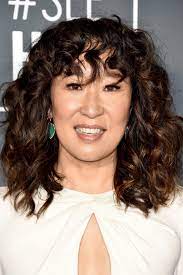 28 Celebrity Fringes We Want To Steal In 2020 Curly Hair Styles Hairstyles With Bangs Long Layered Hair