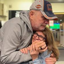 Do Medicaid and Medicare have benefits for people outside of the US,  specifically in Colombia, for a retired expat?