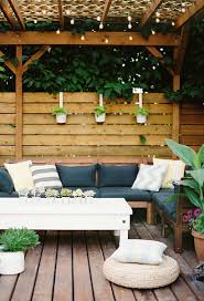 In Winnipeg An Inspired Home Inside And Out Outdoor Space Design Outdoor Decor Outdoor Rooms