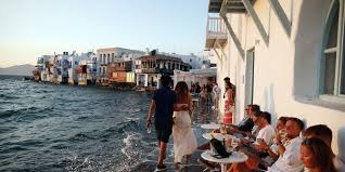 The rules in your area. Cnn H Mykonos Etoimh Gia Parti 3ana Opws Pro Covid Embolio H Magikh Syntagh Gia Epistrofh Sth Nyxterinh Zwh Ellada Iefimerida Gr