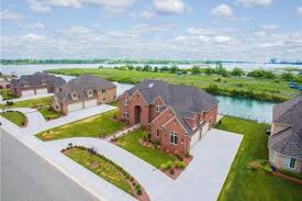 The company new river fdtb, llc is managed by 1 persons in total. Morgan Waterfront Estates A Suburban Style Development On Detroit S Marina Finally Finishes Curbed Detroit