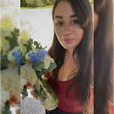 Who does flower preservation near Mandeville, LA?