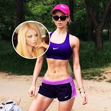 Facebook gives people the power to. Sophia Thiel Ubertreibt Sie Ihren Mucki Wahn Gala De