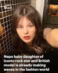 Can you guess who her parents are? 👀 Read more: https://trib.al/NlG70Jy