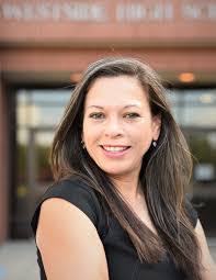 Carmen Colunga's Instagram, Twitter & Facebook