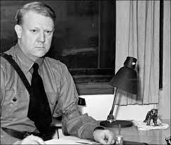 He is a male celebrity. Vil Lage Quisling Film Vg