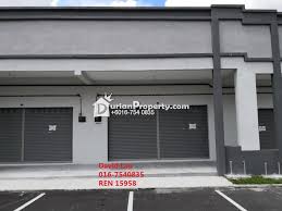 Dari kiri tuan hj mohd yassin pengerusi surau , tuankadi hj azman mohsin,pengacara majlis en mohd azmi dan penghulu mukim tebrau tok zakaria. Shop For Rent At Taman Laman Indah Skudai For Rm 1 200 By David Lau Durianproperty