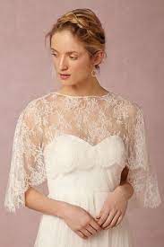 Catelyn Capelet Gaun Pesta Gaun Renda Gaun