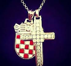Kaufen sie jetzt kroatien im geomix fußball shop. Weiss Jemand Wo Es Die Kette Gibt Kroatien