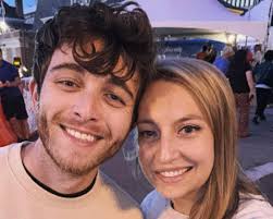 Sara Potter and Tyler Clark's Wedding Website