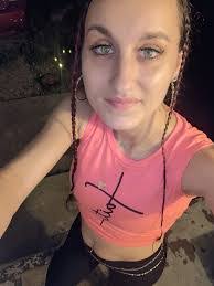 Lauren Duvall's Instagram, Twitter & Facebook