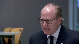 London To Challenge Elder for New Hope Mayor