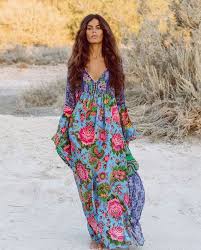 The Hippie Chic Long Dress Thousand Ideas How To Adopt It Mode Et Beaute Bohemian Clothes Boho Outfits Boho Chic Outfits