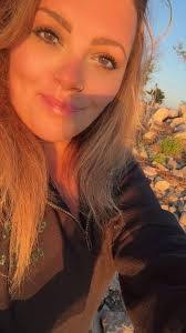 Lisa Soltys's Instagram, Twitter & Facebook