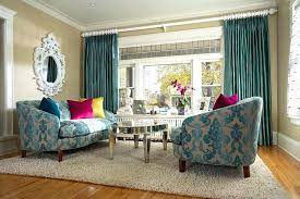 Bu yumuşak, soluk turkuaz rengi. Turkuaz Mor Renk Kombinasyonu Evimveblog