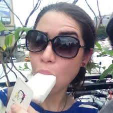 Elizabeth Diaz Acosta (@evidenceofme)