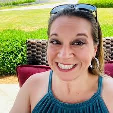 Sandra Shoemaker's Instagram, Twitter & Facebook