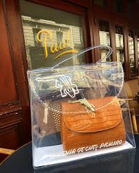 Viens Chez Pichard Buy Your Bag And Leave With Your Souvenir De Chez Pichard Packagingsouveni Picnic Basket My Style Picnic