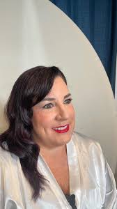 Classy red lip for a company dinner , #antiochmua #oakleymua #brentwoodmua  #contracostamua #mexicanownedbusiness #latinaownedbusiness