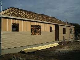 Pose Du Bardage De Couleurs Sur Ossature Bois Maison Ossature Bois Maison Bois Architecture Bois