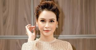 Hot girl Sam trải lòng sau scandal cùng Trường Giang