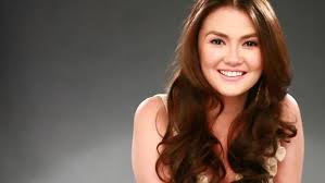 The actress isnt new to having short hair but a bob with blunt bangs. Angelica Panganiban Angelica Panganiban Hair Styles Long Hair Styles