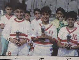 ،باحث وكاتب، غادر الطب إلى عالم الفكر والأدب، وله تجربة طويلة في العمل الإعلامي، واشتهر بأدبه الروائي الذي حاز على إعجاب شرائح واسعة من الشباب والفتيات من مختلف الأعمار. Ù‚ØµØ© ØµÙˆØ± Ø£Ø´Ù‡Ø± Ù†Ø¬ÙˆÙ… Ø§Ù„ÙƒØ±Ø© Ø§Ù„Ù…ØµØ±ÙŠØ© Ù‚Ø¨Ù„ Ù…Ø§ ÙŠÙ„Ø¹Ø¨ Ù…Ø¹Ø§Ù‡Ù… Ø§Ù„Ø²Ù‡Ø± Ø§Ù„ÙŠÙˆÙ… Ø§Ù„Ø³Ø§Ø¨Ø¹