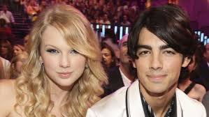 Taylor Swift Archives