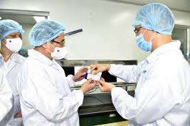 Tránh để trường hợp người cách ly buồn chán, bức bối rồi tụ tập gây ra hiện tượng lây nhiễm chéo. Oinqity 5i5pmm