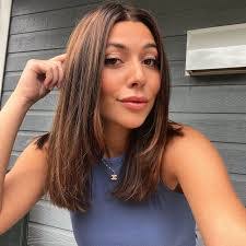 Samantha Pepin's Instagram, Twitter & Facebook