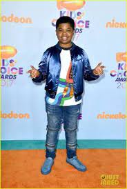 Shadow fade curl sponge with side part. 34 Benjamin Flores Jr Ideas Benjamin Junior Flores