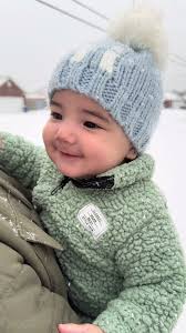 Haley Santos (@haleyesantos)