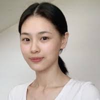 Cora Wong's Instagram, Twitter & Facebook