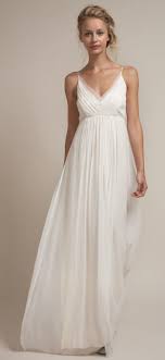 Casual Wedding Dresses For The Minimalist Modwedding Casual Wedding Dress Rustic Wedding Gowns Wedding Dresses Simple