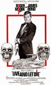 Roger Moore As James Bond 007 Live And Let Die Affiche De Film Affiche Cinema Affiche Film