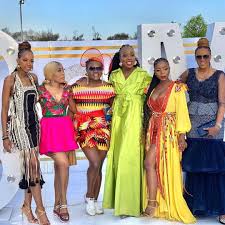 It's something that the fans had been waiting for and yes they finally got to see their favorite couple tie the knot. Sa Media Personalities Somizi Mhlongo Mohale Motaung Celebrate Traditional Wedding We Ve Got The Photos Somhaletraditionalwedding